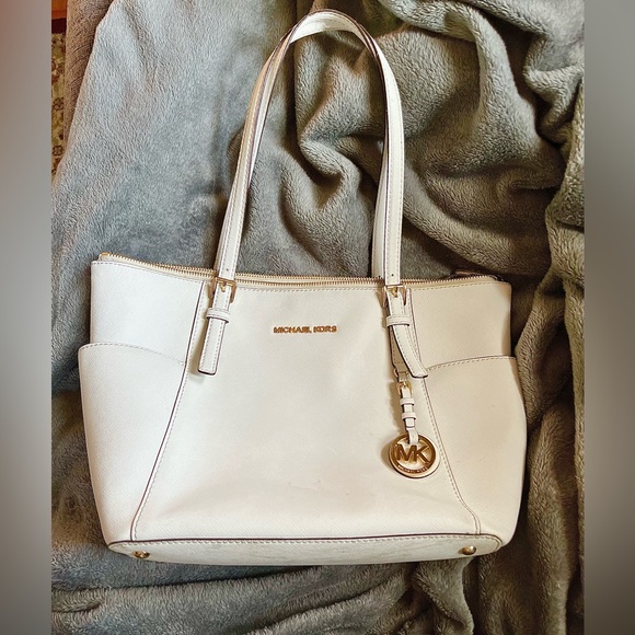 Michael Kors Purse - Picture 1 of 5